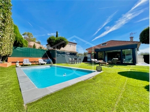 maison-villa à la vente -   06600  ANTIBES, surface 120 m2 vente maison-villa - APR700322